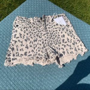 Kancan cheetah denim shorts size small